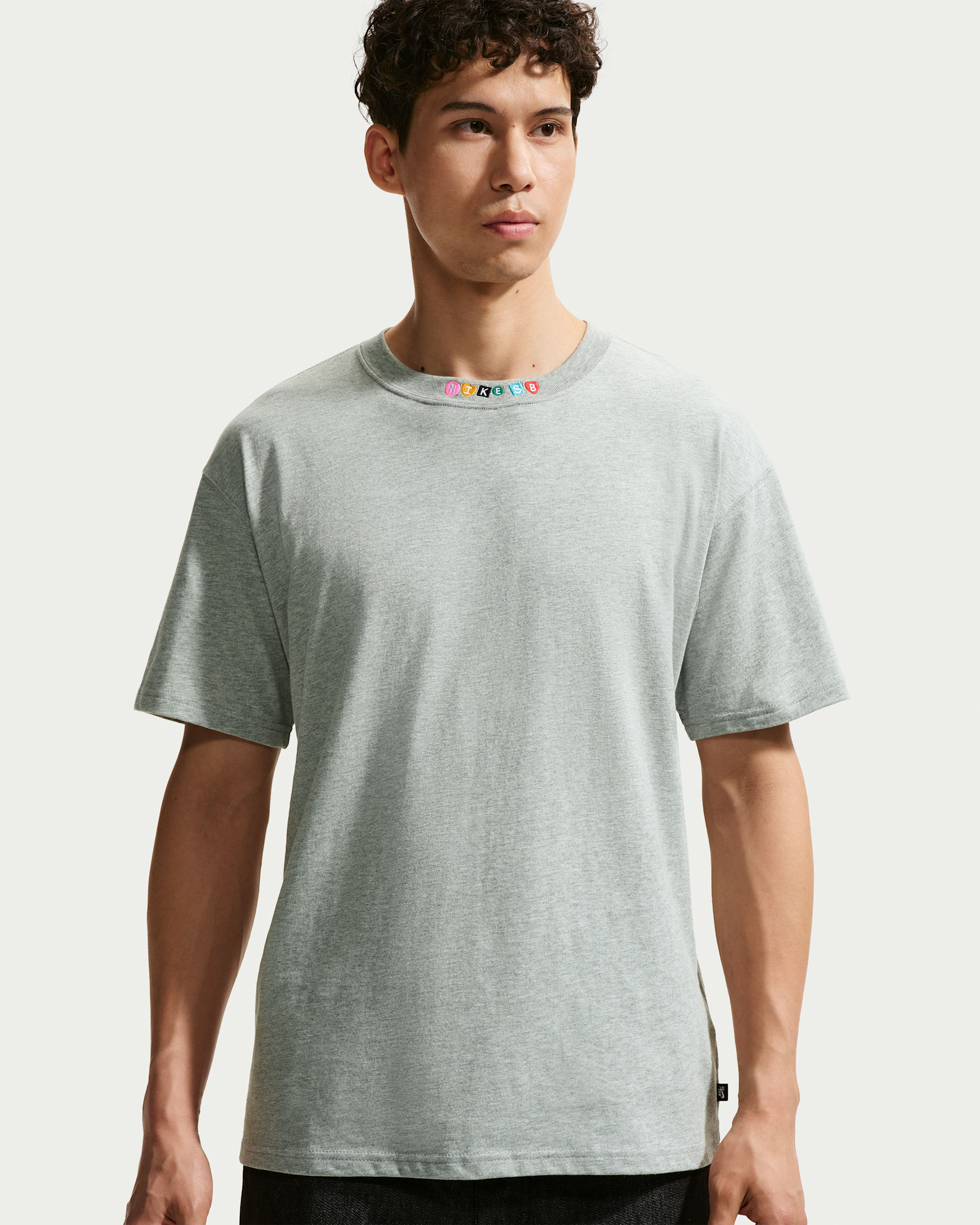 NIKE公式】ナイキ SB スケートボード Tシャツ.オンラインストア (通販